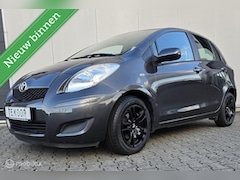 Toyota Yaris - 1.3 VVTi Dynamic