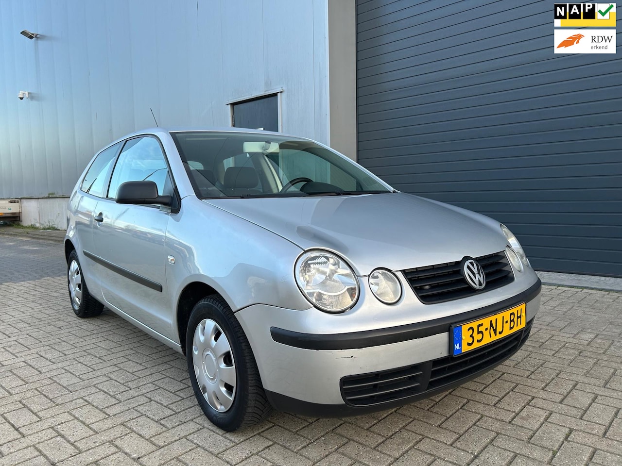 Volkswagen Polo - 1.4i 16V AUTOMAAT AIRCO NAP - AutoWereld.nl