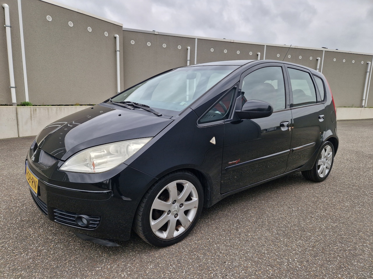 Mitsubishi Colt - 1.3 Heartbeat 1.3 Heartbeat - AutoWereld.nl