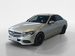 Mercedes-Benz C-klasse - 180 Ambition | 19' velgen AMG | Burmester speakers | Stoelverwarming | Parkeersensoren | M