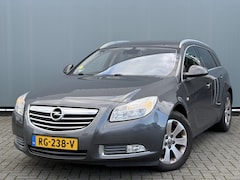 Opel Insignia Sports Tourer - BWJ 2012 2.0 CDTI 131 PK EcoFLEX Sport CLIMA | STUURBEKR. | TREKHAAK | LMV | NAVI | CENTR.