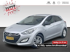 Hyundai i30 - 1.6 GDI Go | Navigatie | Cruise control | Camera
