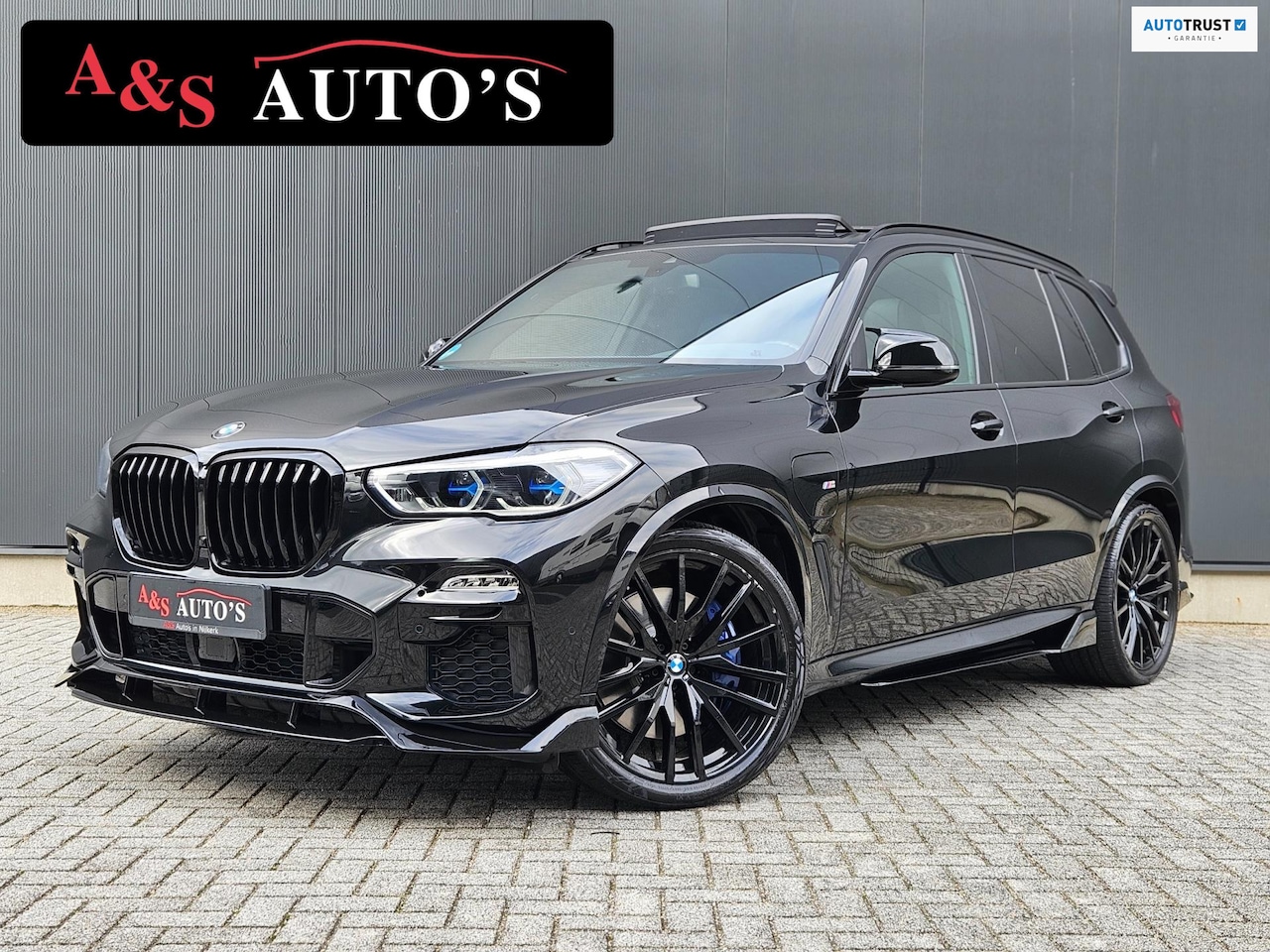 BMW X5 - XDrive45e M Sport 394pk Panodak Luchtvering Massege stoelen Hud Camera Sfeerverlichtin - AutoWereld.nl