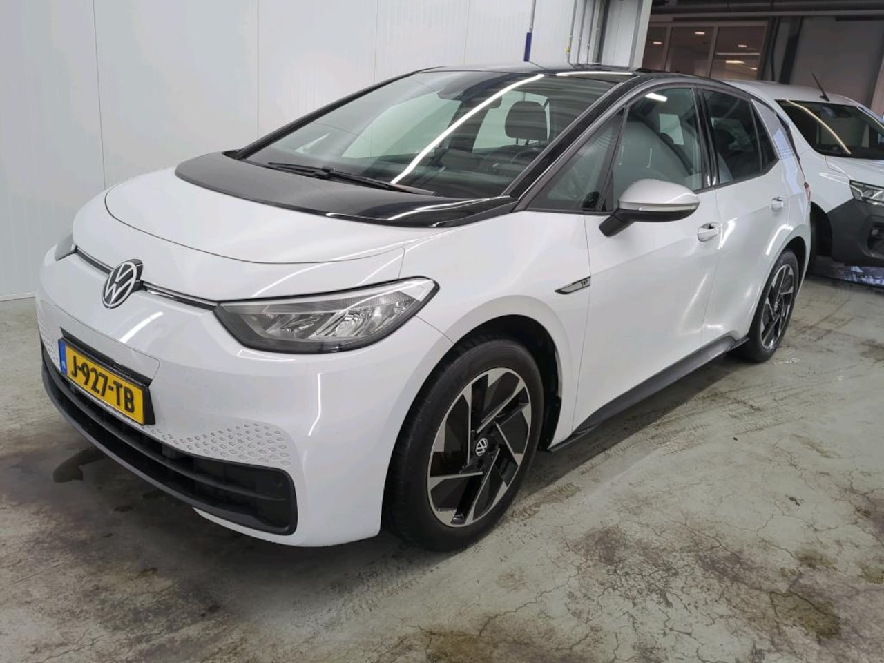 Volkswagen ID.3 - Volkswagen ID.3 Pro 62kWh 204PK [ CARPLAY+ACC+STOEL/STUURVERWARMING+KEYLESS+PDC ] - AutoWereld.nl