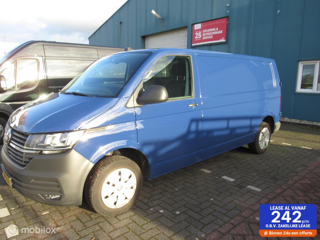 Volkswagen Transporter - 2.0 TDI L2H3 28 Comfortline 2.0 TDI L2H3 28 Comfortline - AutoWereld.nl