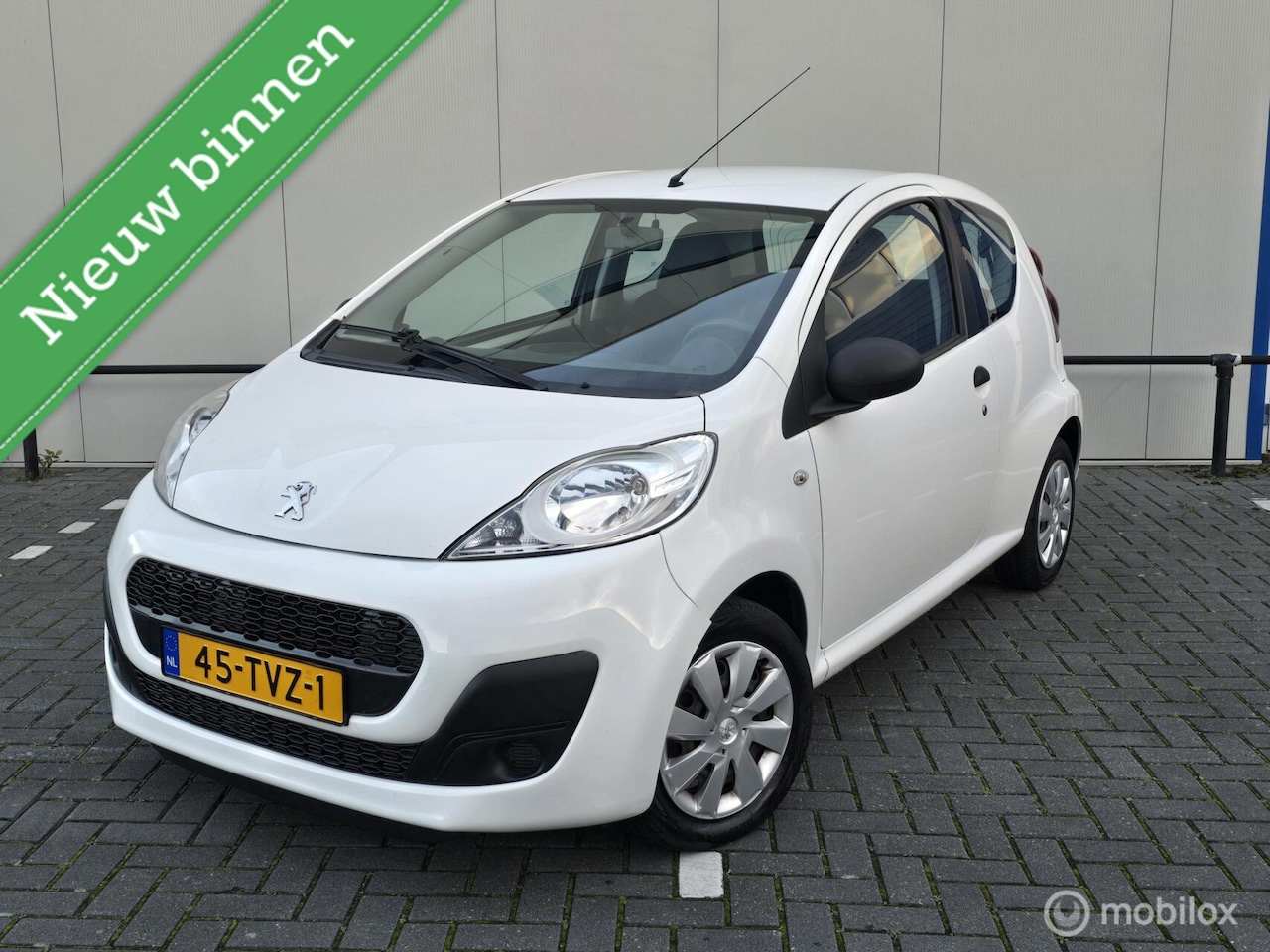 Peugeot 107 - 1.0 Access Nieuwe apk! 132DKM! - AutoWereld.nl