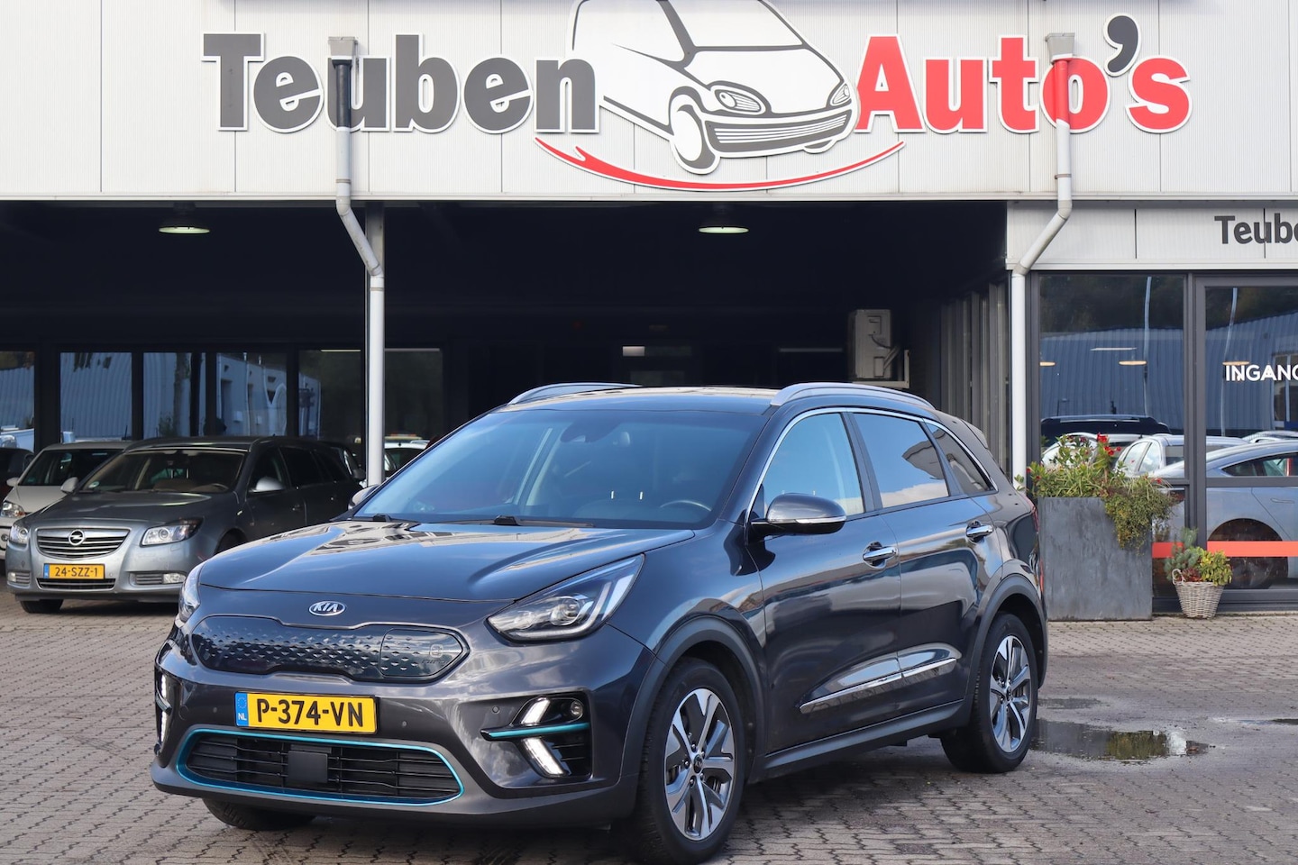 Kia e-Niro - DynamicLine 64 kWh Navigatie, Camera, Cruise control, Lane control - AutoWereld.nl