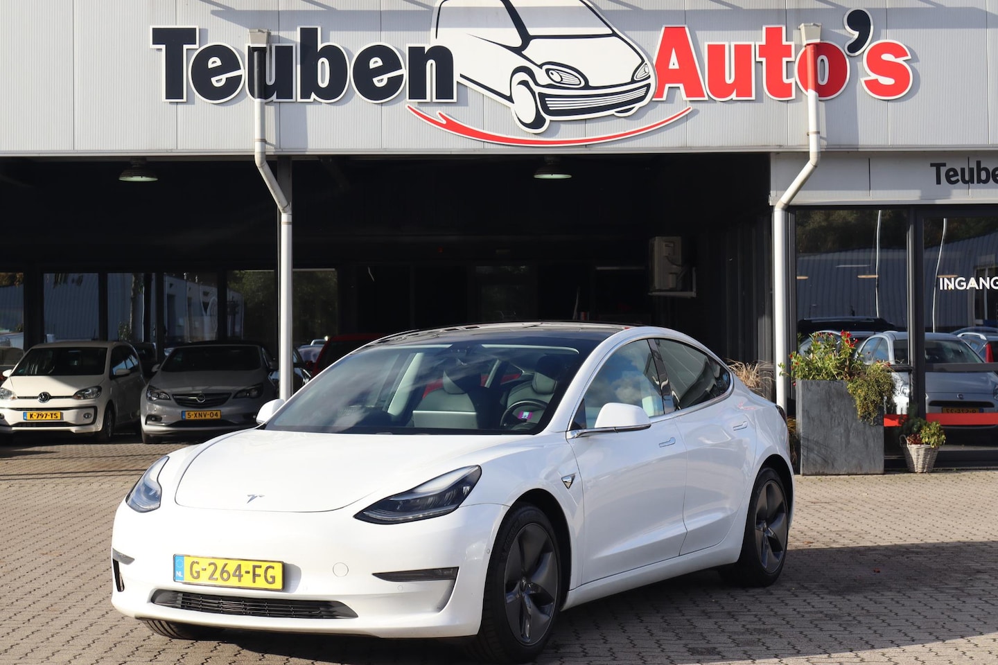 Tesla Model 3 - Long Range RWD Long Range AWD 75 kWh 86% SOH, Autopilot computer 3.0, 360 Camera, Stoelverwarming, Ledere - AutoWereld.nl