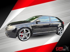 Audi A3 - 1.8 TFSI Attraction Pro Line| NWE APK | AIRCO | NAVI