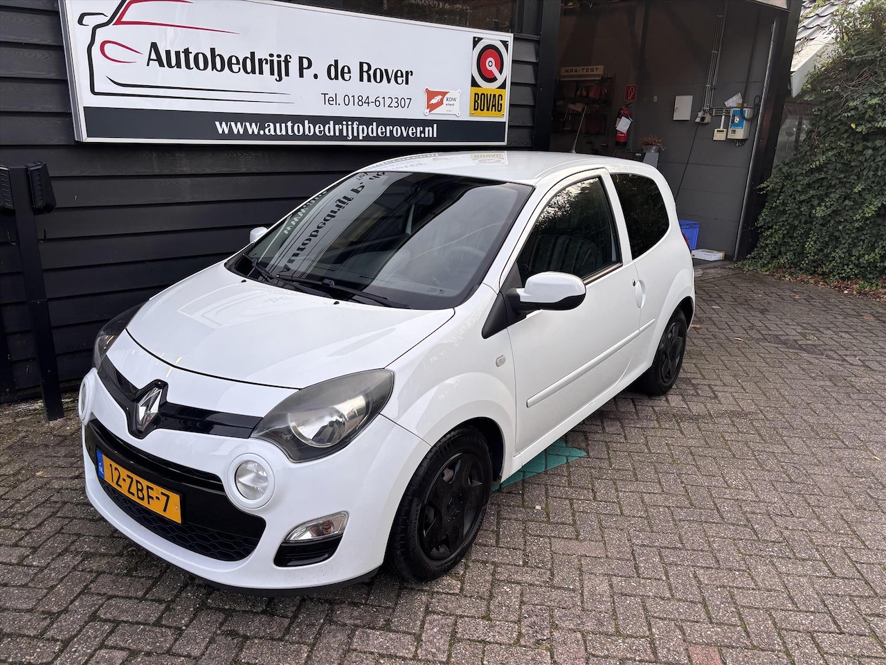 Renault Twingo - 1.2 55KW E3 3-deurs Cruise control - AutoWereld.nl