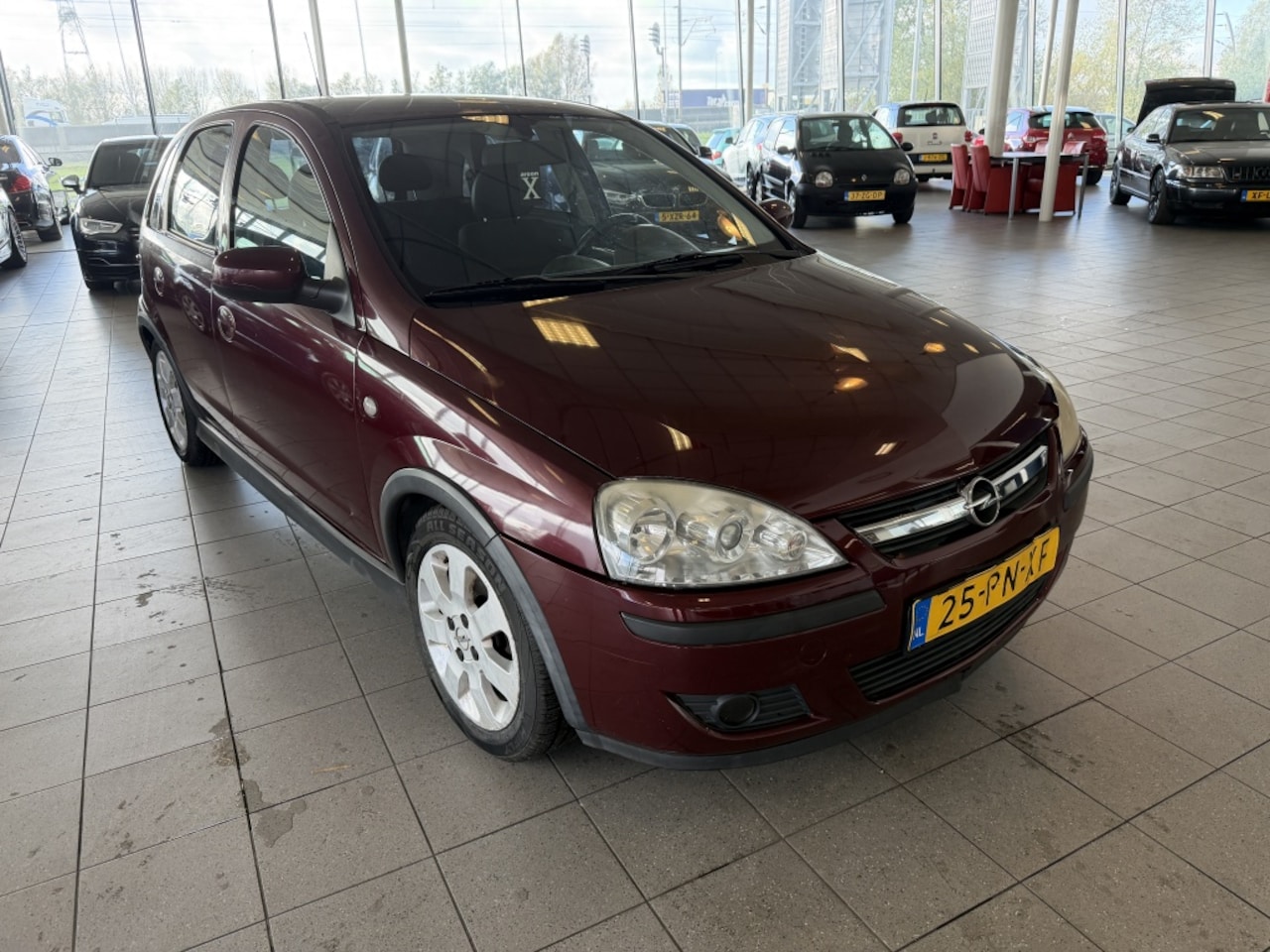 Opel Corsa - 1.2-16V Sport 1.2-16V Sport - AutoWereld.nl