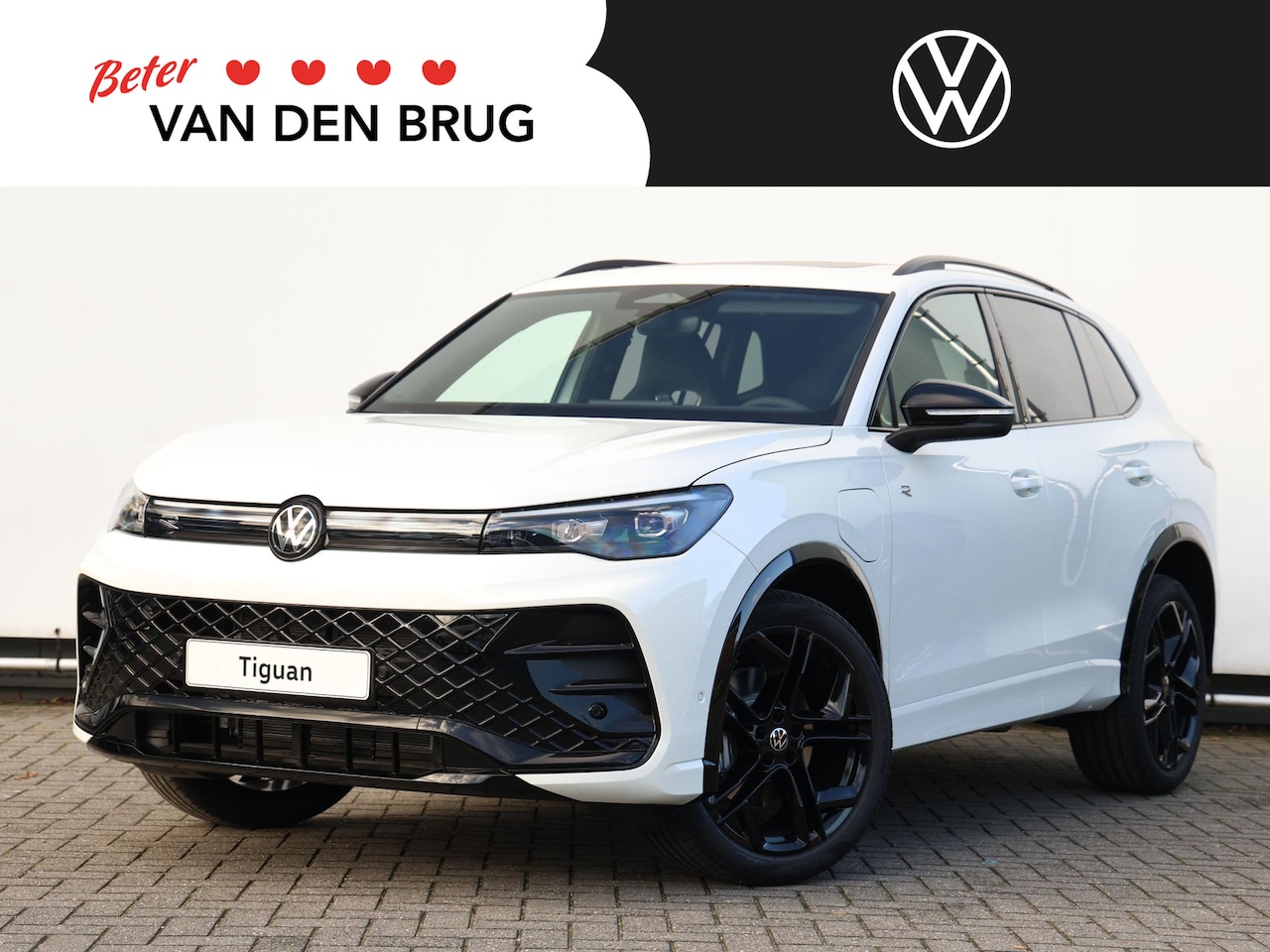 Volkswagen Tiguan - 1.5 eHybrid R-Line Edition Navi | Trekhaak | Black Style | 20"York | - AutoWereld.nl