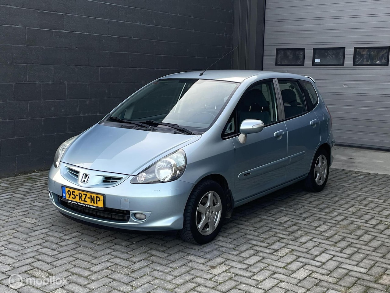 Honda Jazz - 1.4 LS CVT Automaat | AIRCO | Parkeersensoren | Lichtmetalen Velgen | - AutoWereld.nl