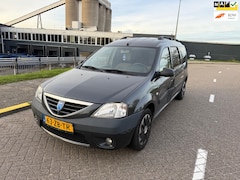 Dacia Logan MCV - 1.6-16V Lauréate 7p