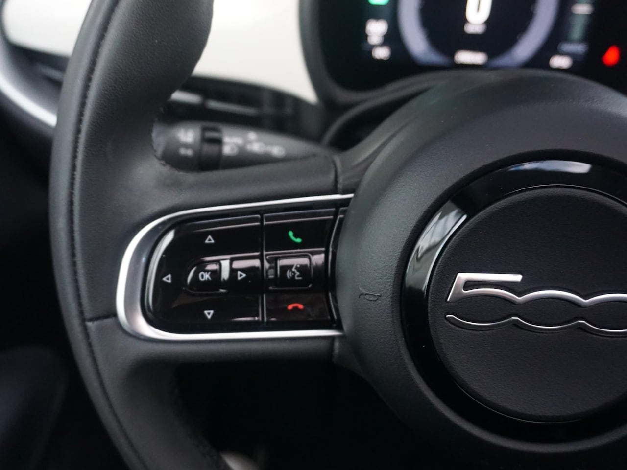 Fiat 500 - Icon 42 kWh Panoramadak - AutoWereld.nl