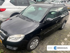 Skoda Fabia Combi - 1.4-16V Tour 85 pk | Buitenspiegels elektrisch verstel- en verwarmbaar | Cruise control |