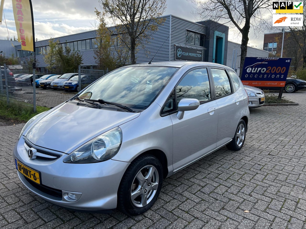 Honda Jazz - 1.4 LS - AIRCO - NIEUWE JAAR APK - - NETTE STAAT ! - AutoWereld.nl