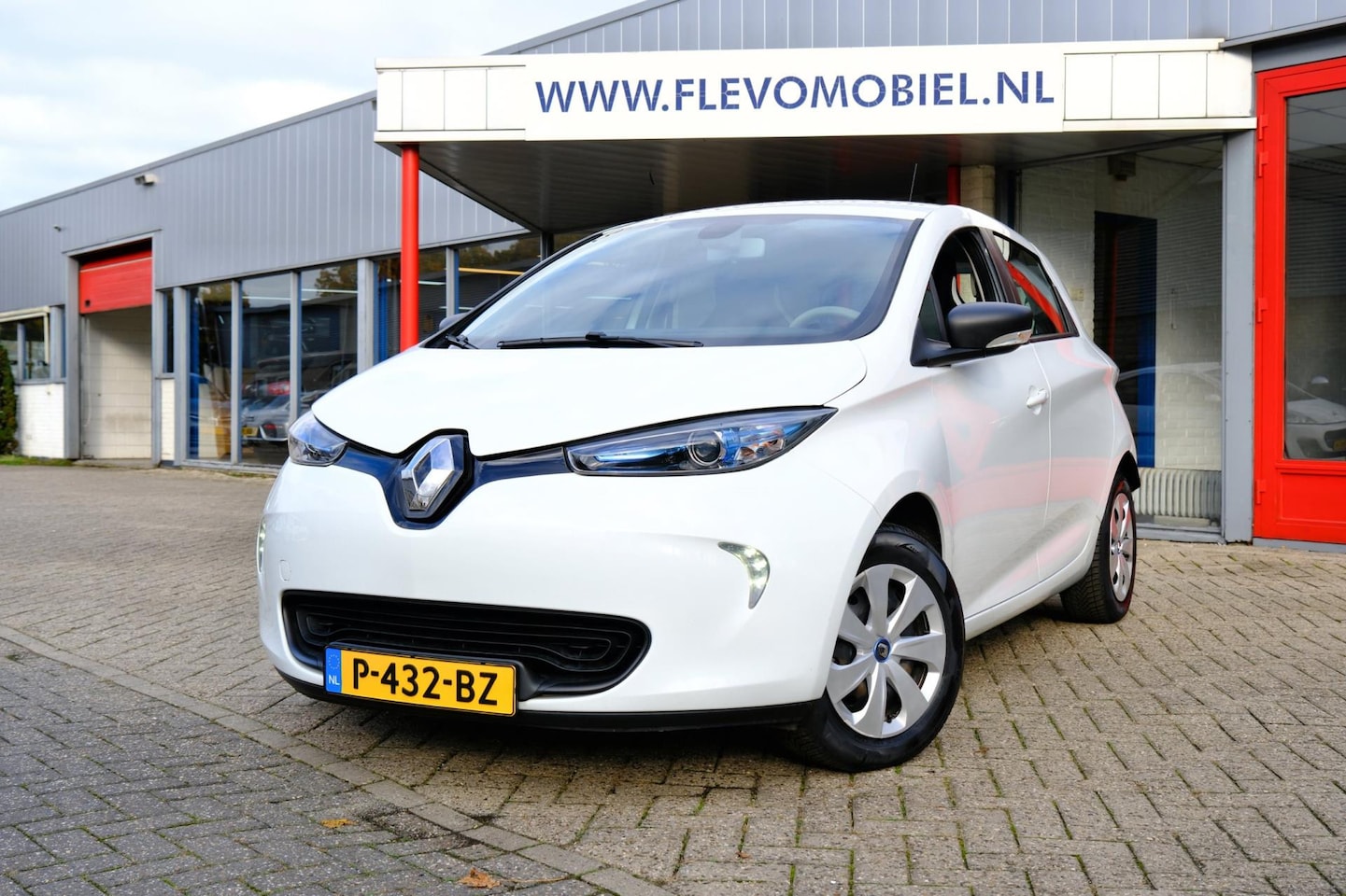 Renault Zoe - R90 Life 41 kWh (Huur Accu) Clima|Cruise - AutoWereld.nl