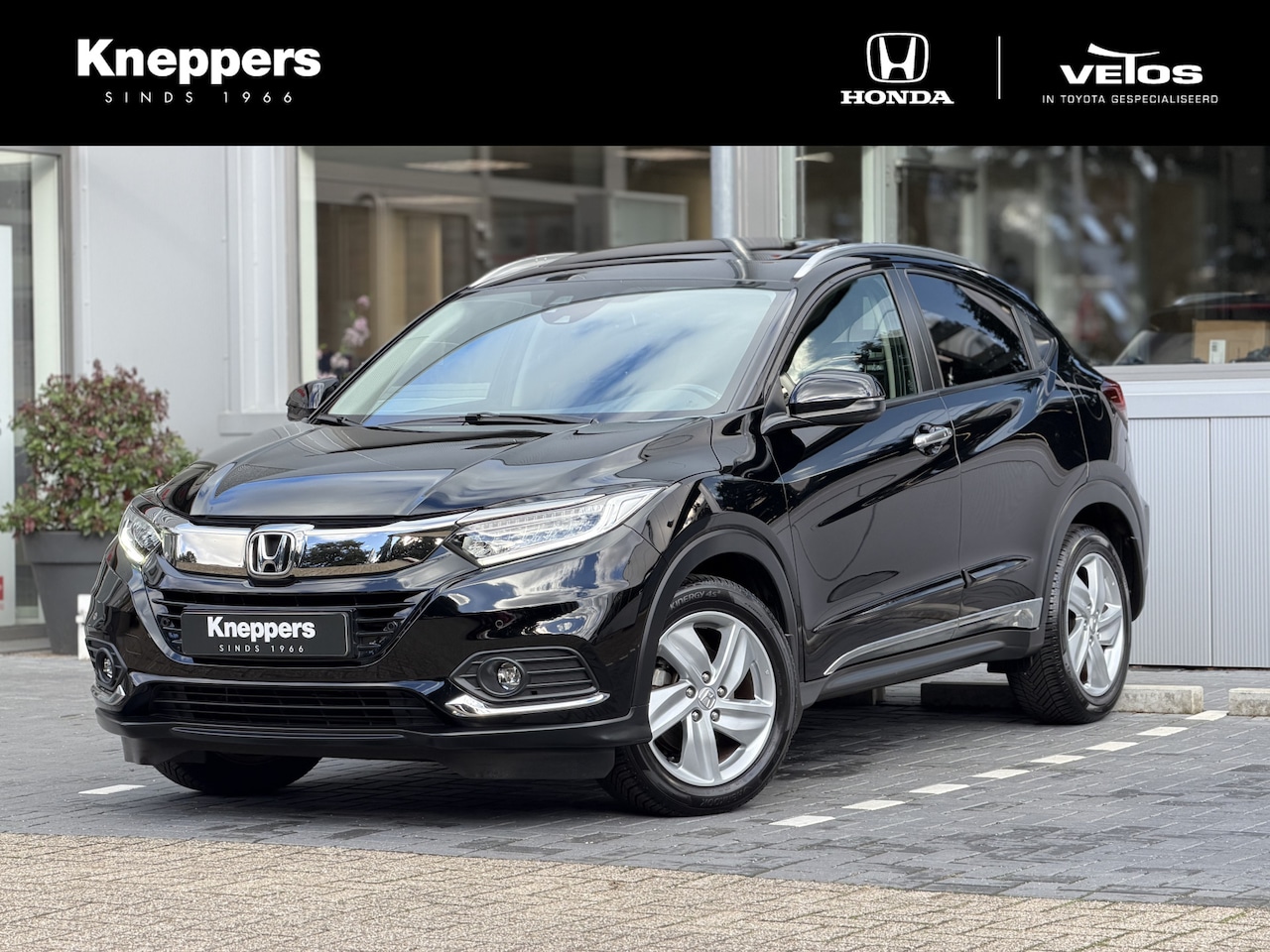 Honda HR-V - 1.5 i-VTEC Executive Schuif kanteldak, Parkeersensoren V+A, Navigatie , All-in Rijklaarpri - AutoWereld.nl
