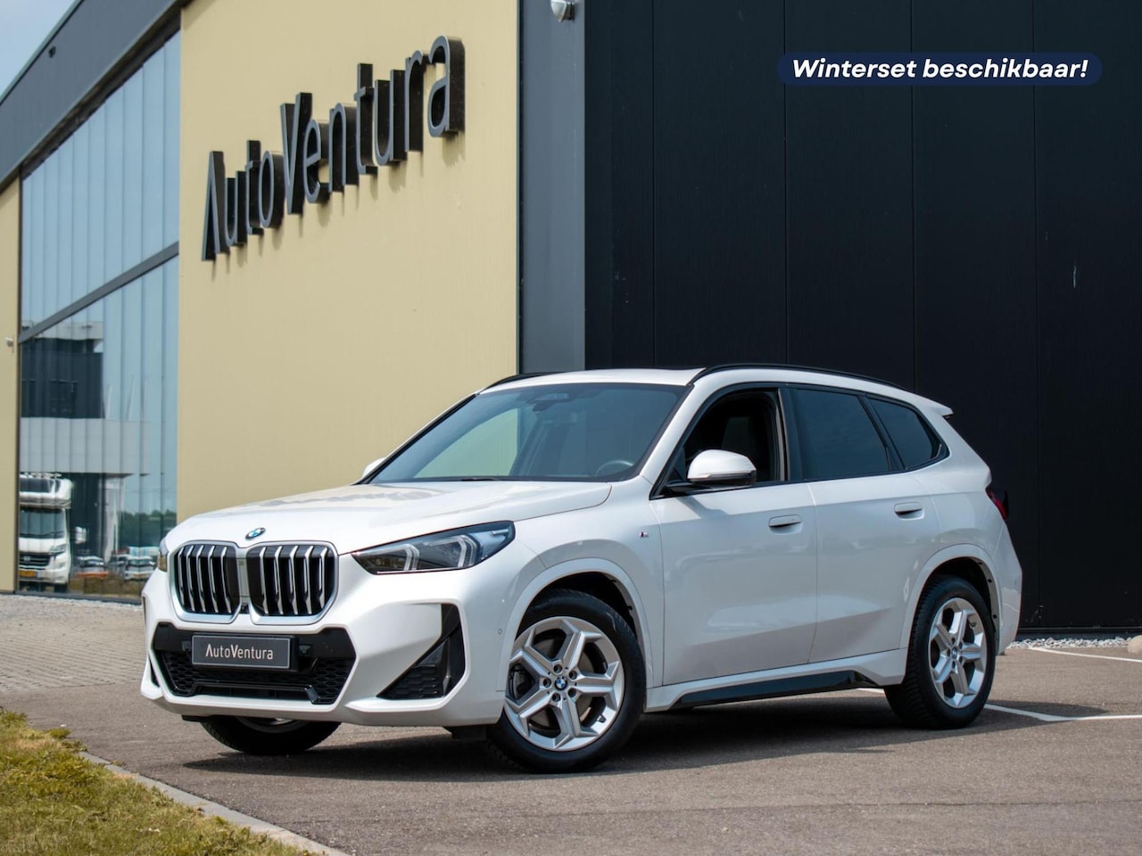 BMW X1 - sDrive20i Steptronic M-Sport | Trekhaak | Elektrische stoelen | Adap. LED | Harman Kardon - AutoWereld.nl