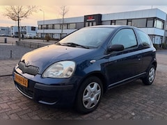 Toyota Yaris - 1.3 VVT-i Idols Dealer-onderhouden Airco