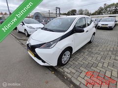Toyota Aygo - 1.0 VVT-i x, NW APK BIJ AFLEVERING