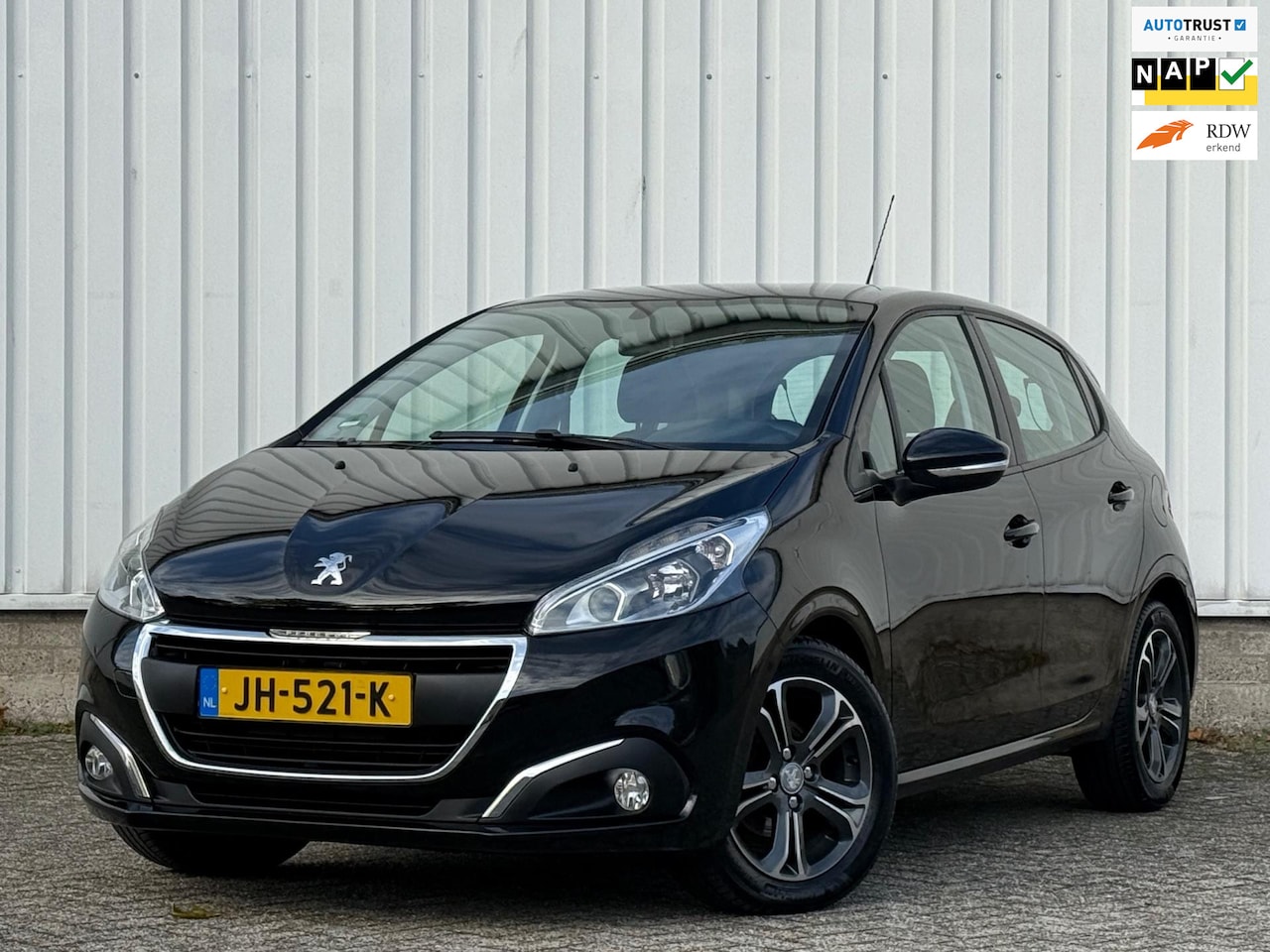 Peugeot 208 - 1.2 PureTech Blue Lion 2e Eigenaar,Airco,Cruise,Navi,ISOFIX,Bleutooth,PDC,DealerOnderhoude - AutoWereld.nl
