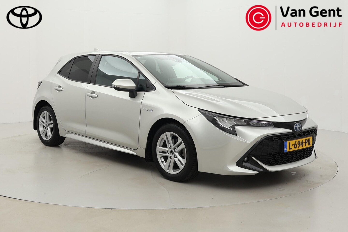 Toyota Corolla - 1.8 Hybrid Active | Apple Carplay / Android Auto | Stoel-/stuurverwarming | Adaptive Cruis - AutoWereld.nl