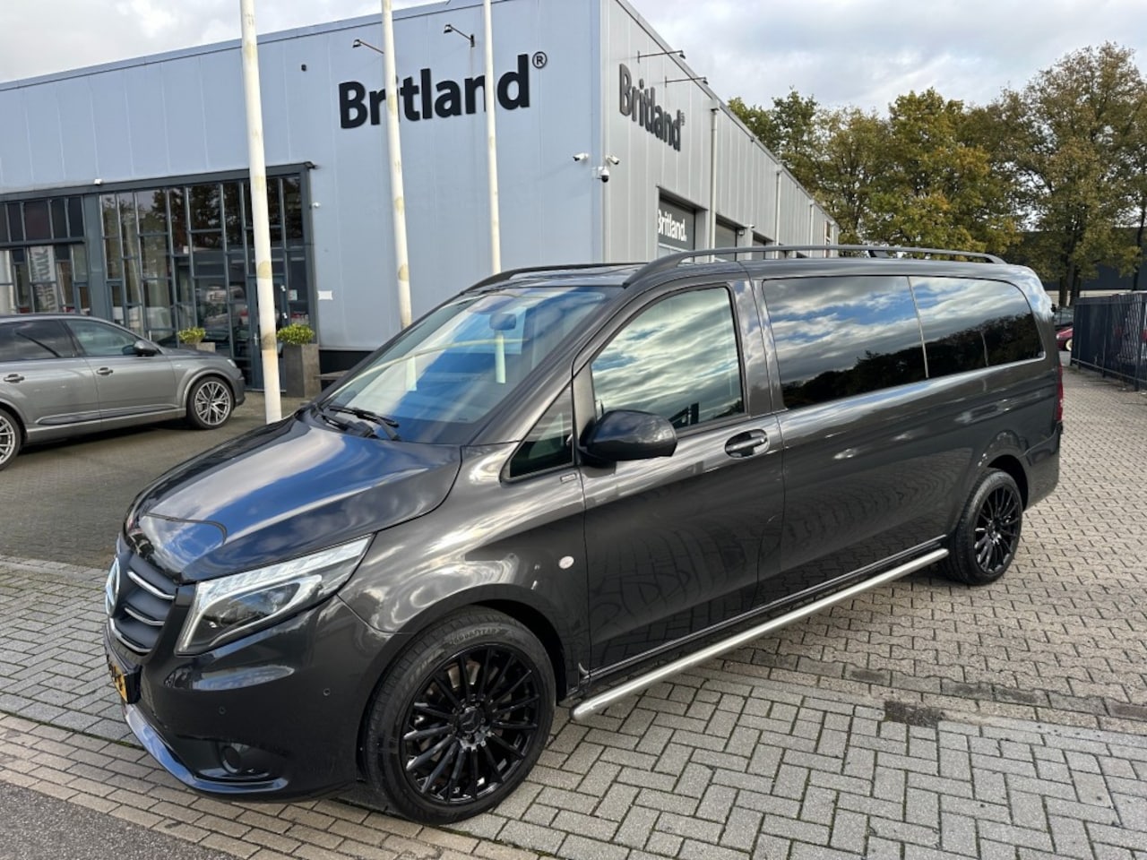 Mercedes-Benz Vito - 119 CDI Aut. DC XL 2021 Facelift *Led *Leer *Navi *Cruise *Camera - AutoWereld.nl