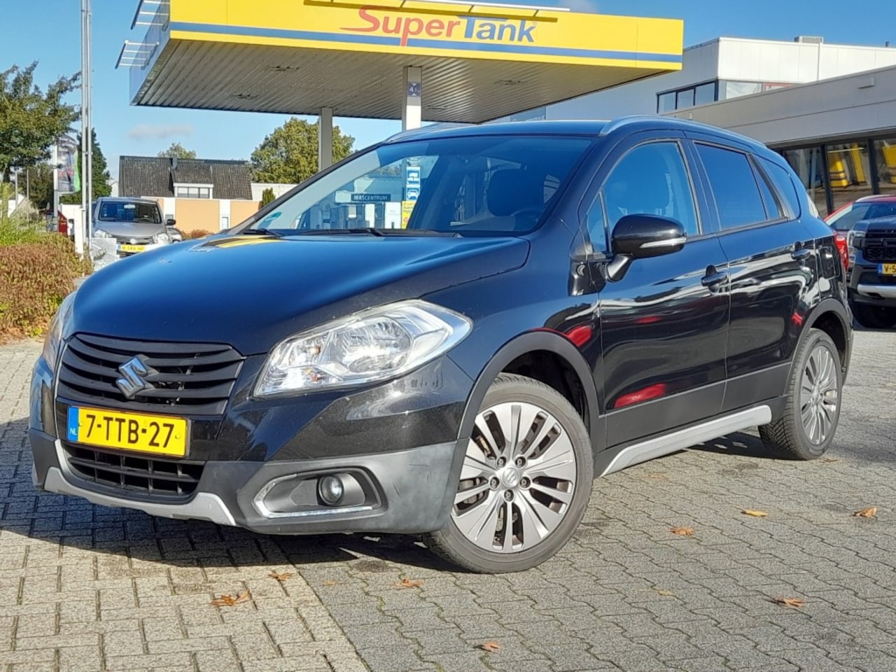 Suzuki SX4 S-Cross - 1.6 EXCLUSIVE TREKHAAK CAMERA NAVI CRUISE KEY LESS - AutoWereld.nl