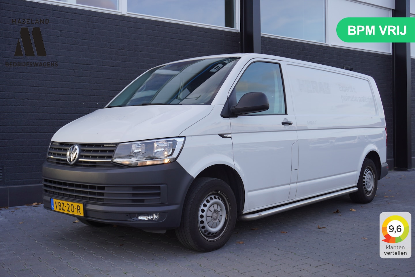 Volkswagen Transporter - 2.0 TDI L2H1 EURO 6 - Airco - Cruise - Camera - €12.950,- Excl. - AutoWereld.nl
