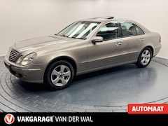 Mercedes-Benz E-klasse - 270 CDi Automaat-Trekhaak-Navigatie-Cr.contr-Clima-Parkeersensoren-Lm16''velgen