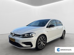 Volkswagen Golf - 1.5 TSI 150pk Highline Business R Automaat
