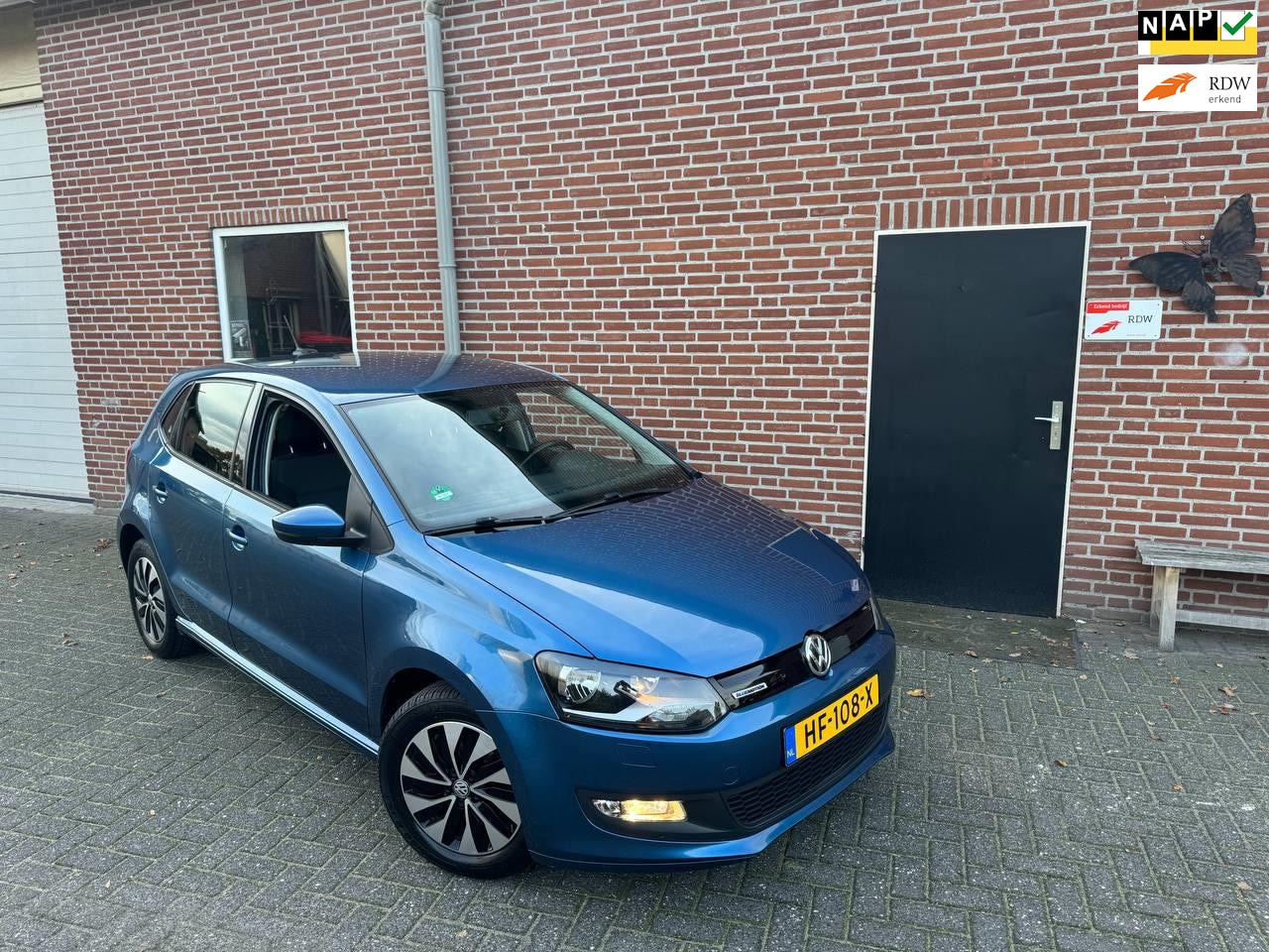 Volkswagen Polo - 1.0 BlueMotion 40 years edition , stoelverwarming, navigatie, Cruise control - AutoWereld.nl