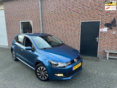 Volkswagen Polo - 1.0 BlueMotion 40 years edition , stoelverwarming, navigatie, Cruise control