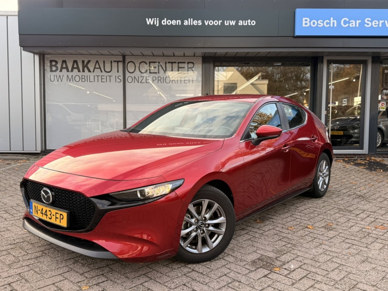 Mazda 3 - 2.0 e-SA-X Comfort - AutoWereld.nl