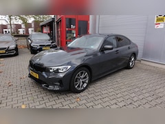 BMW 3-serie - 320i High Executive