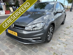 Volkswagen Golf - 1.0 TSI Comfortline Business Sound uitvoering Apple carplay