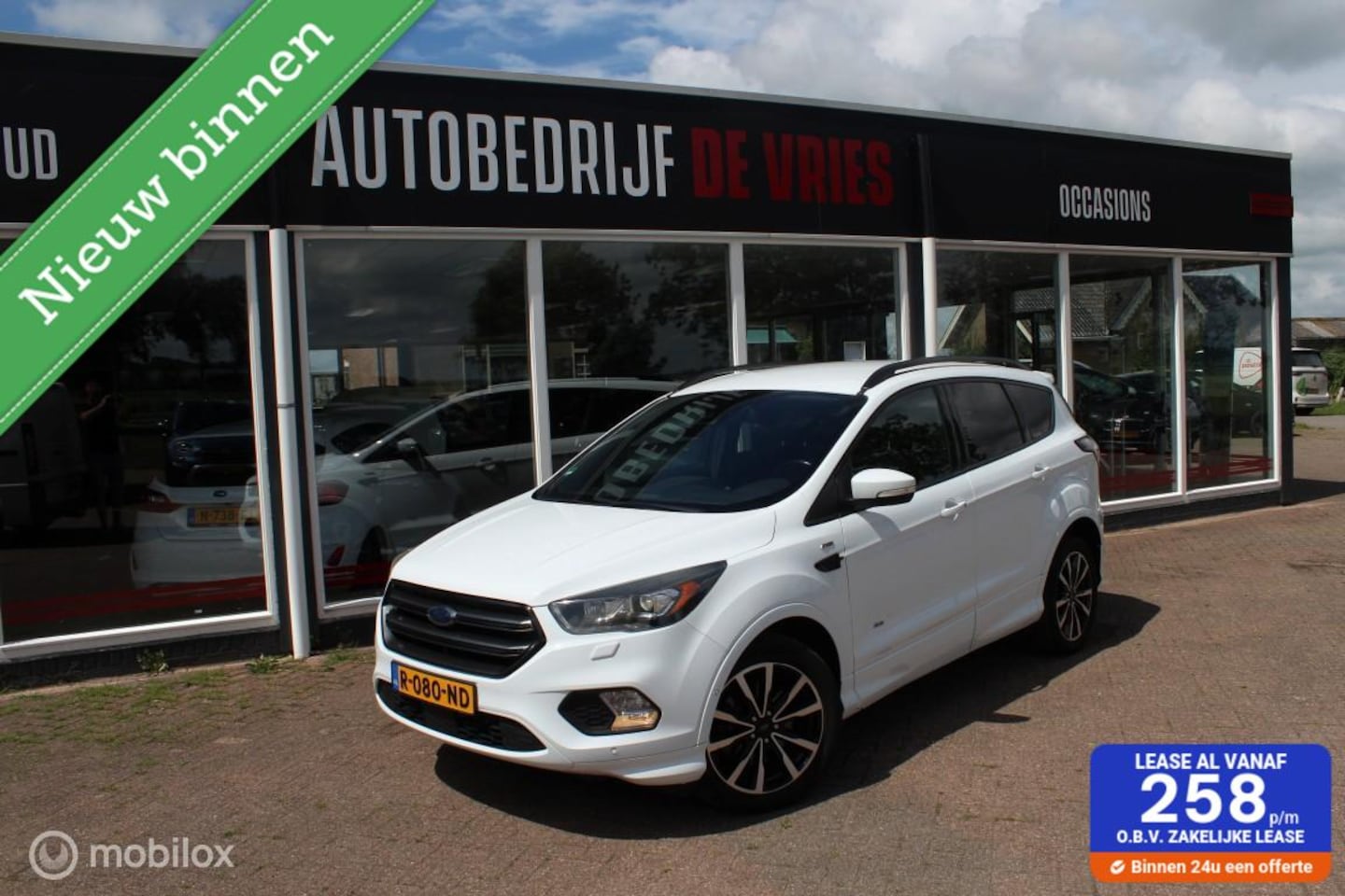 Ford Kuga - 1.5 EcoBoost ST Line 4WD Xenon/Leder/Carplay/Trekhaak - AutoWereld.nl