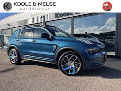 Lynk & Co 01 - 1.5 261pk PHEV , 360gr camera , PANO Dak , Adaptive CC , Car play