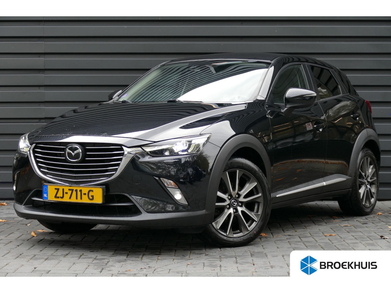 Mazda CX-3 - 2.0 SKYACTIV-G 120PK GT-M / NAVI / LEDER / CLIMA / 18"LMV / PDC / CAMERA / TREKHAAK / HUD - AutoWereld.nl