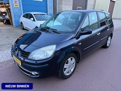 Renault Grand Scénic - 2.0-16V Tech Line 7prs bj. 2007 Export - Handel Rijdt en schakelt nog goed, heeft wat lief