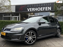 Volkswagen Golf - 1.4 TSI GTE - PANORAMA - PARKEERCAMERA - TREKHAAK - ADAPTIEF - VOL ONDERHOUD - STOELVERWAR