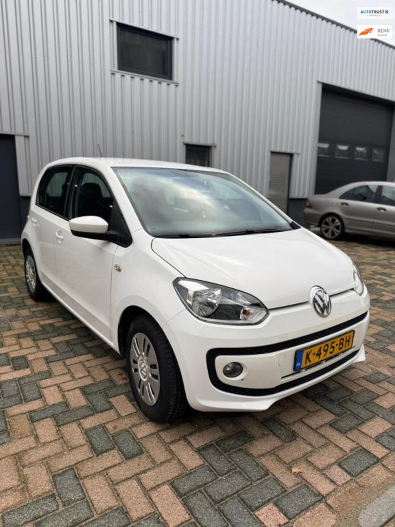 Volkswagen Up! - Stoelverwarming/dealer onderhouden - AutoWereld.nl