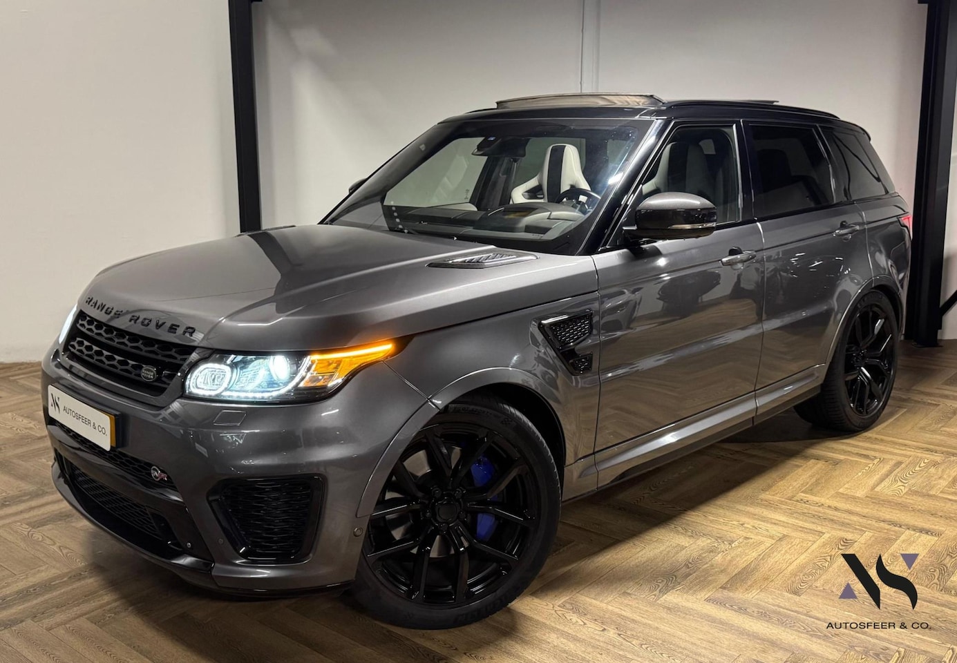 Land Rover Range Rover Sport - 5.0 V8 Supercharged SVR PANO HUD - AutoWereld.nl