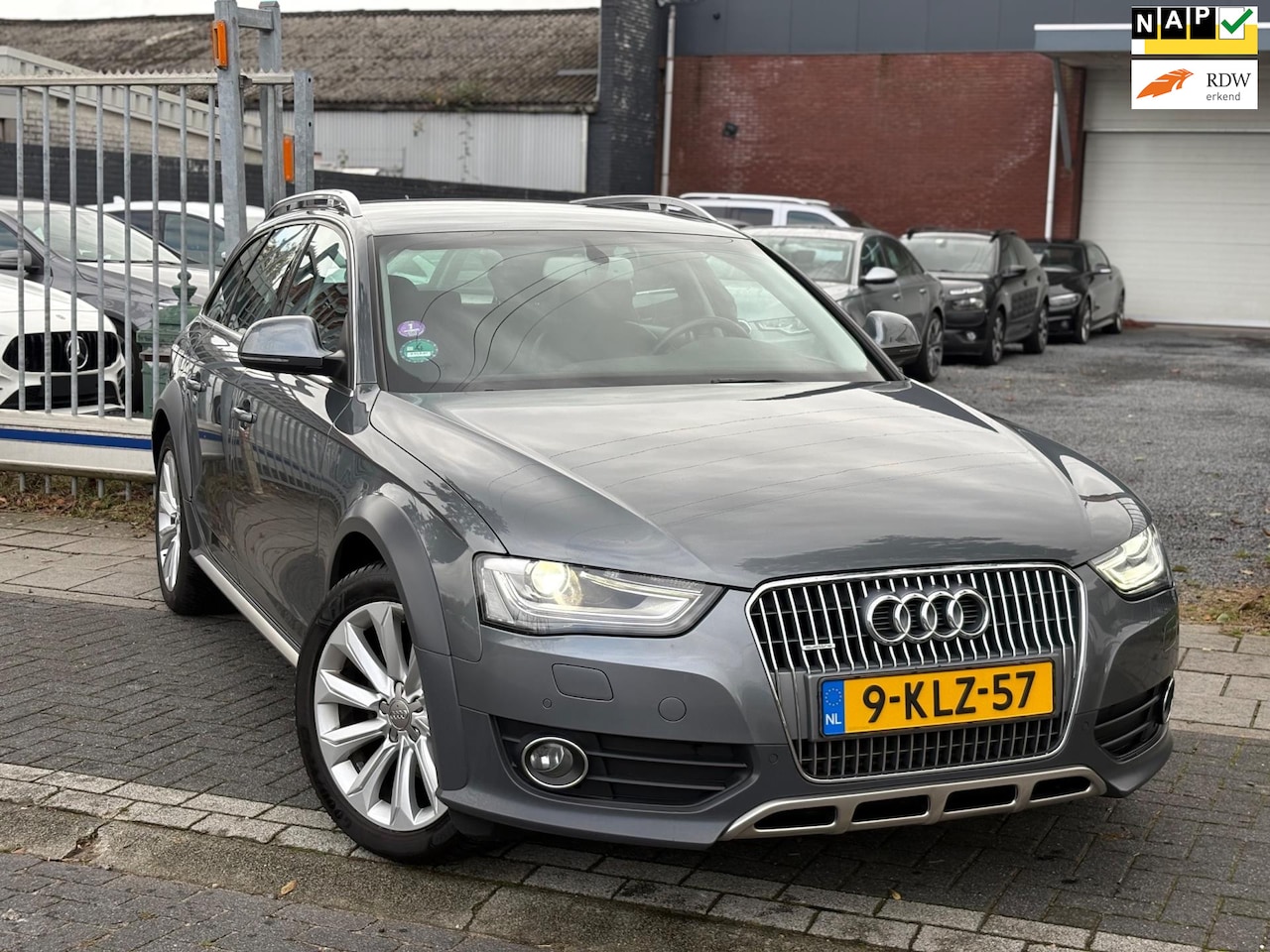 Audi A4 allroad quattro - 2.0 TFSI Pro Line | Xenon | Half leder | Trekhaak | 18” LMV | Navigatie | - AutoWereld.nl
