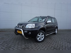 Nissan X-Trail - 2.5 Sport Outdoor Airco / Navi / Cruise / Stoelverw. / Pano / Trekhaak / Lm velgen / NAP