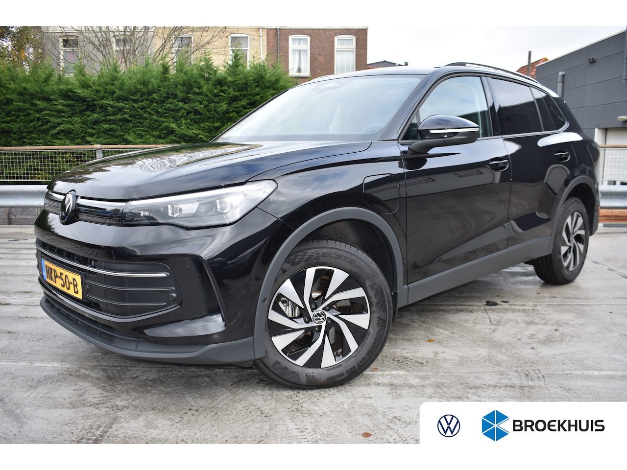 Volkswagen Tiguan - 1.5 eHybrid 204PK Life Edition | Trekhaak | Elektrische Achterklep | Harman Kardon | ACC | - AutoWereld.nl