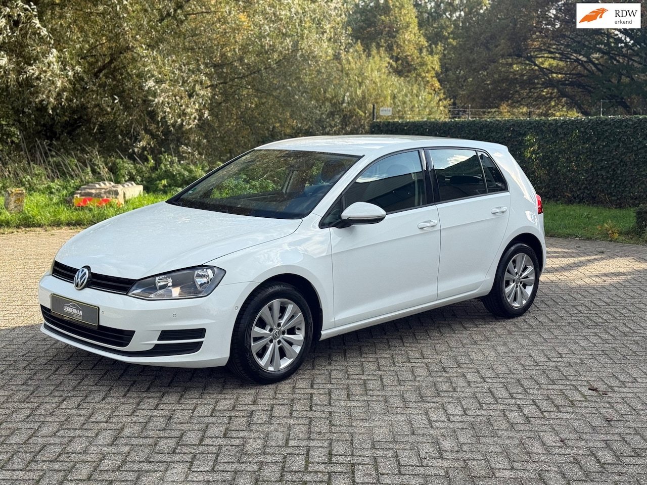 Volkswagen Golf - 1.2 TSI Comfortline DSG I PDC I CLIMA I BLUETOOTH I NWE APK - AutoWereld.nl