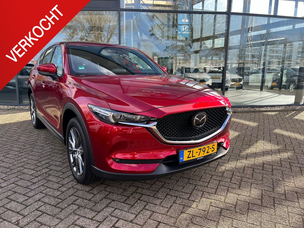 Mazda CX-5 - 2.0 SkyActiv-G 165 Signature AUTOMAAT | TREKHAAK | 360 CAMERA | LEDER | HEAD-UP | ADAP.CRU - AutoWereld.nl